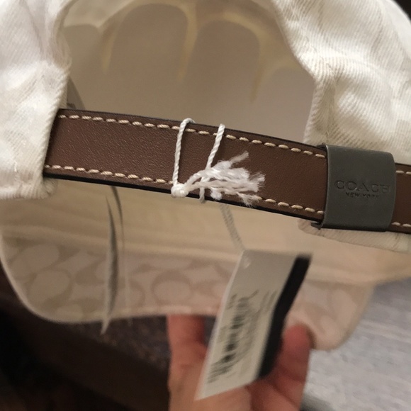 coach baseball cap - Picture 3 of 4